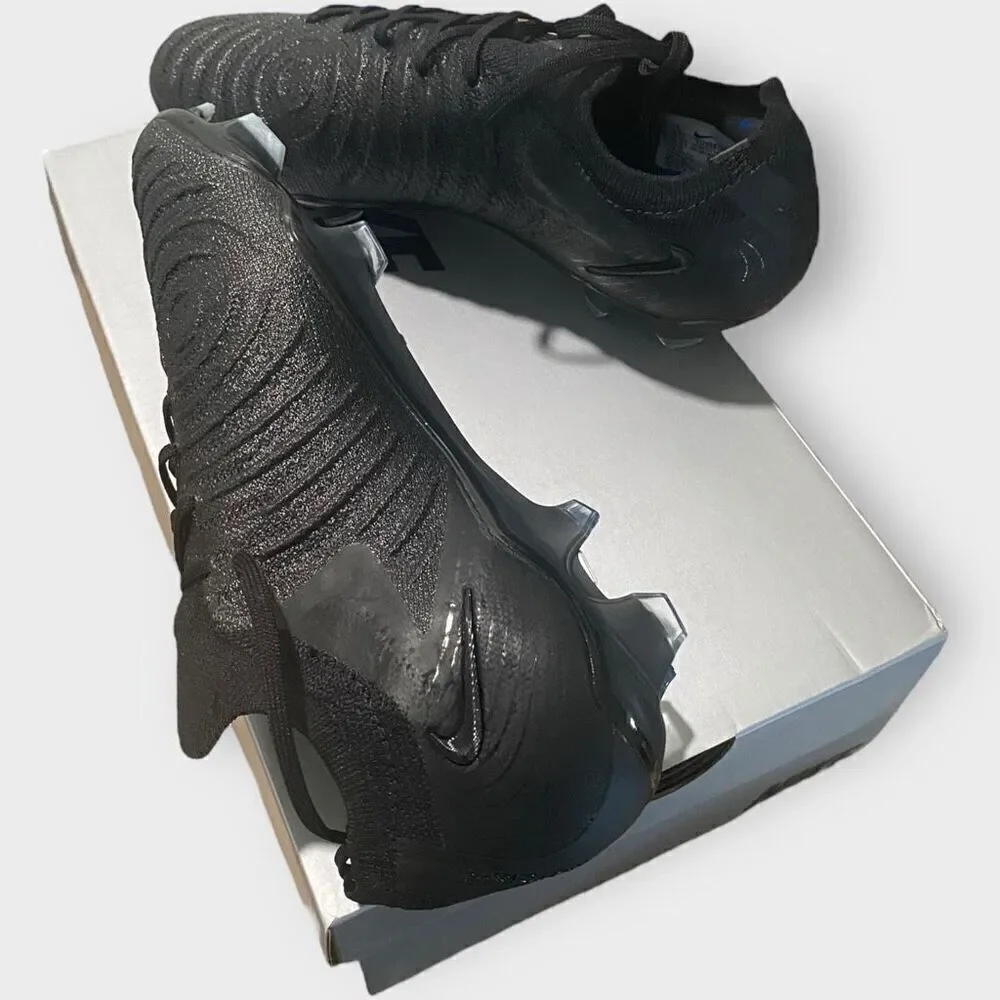 Nike Phantom GX II 2 Elite FG Black Cleats FJ2559-001 Mens size 7.5 / Womens 9